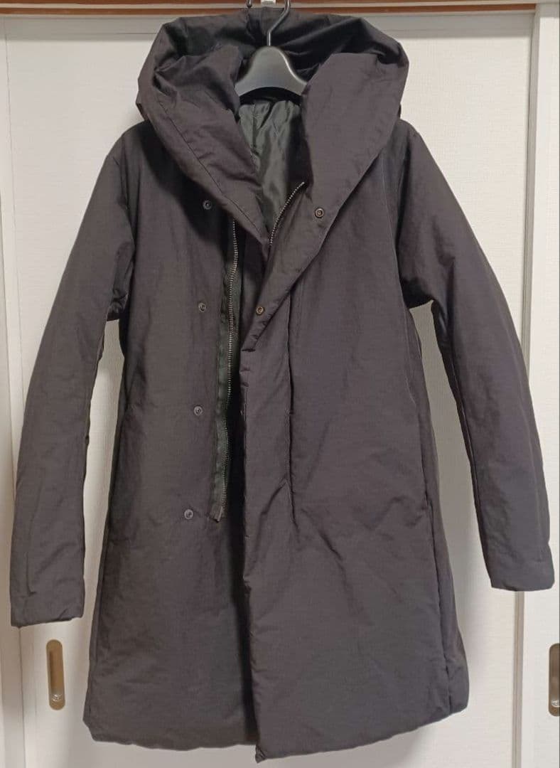 【美品】ATTACHMENT ダウンコート セミロング S ブラック