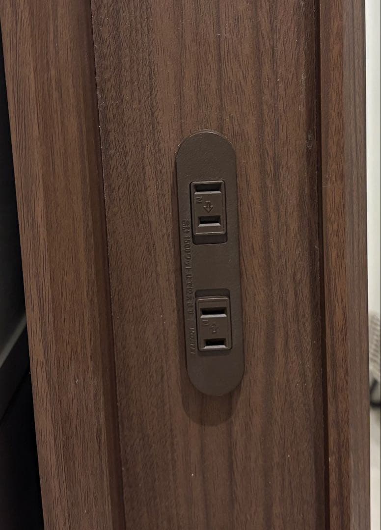 クイーンサイズベッドフレーム　(ヘッドボードのみ)