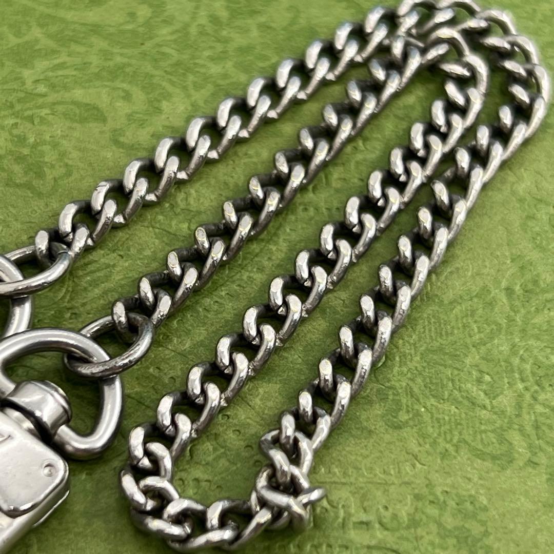 ルイヴィトン キーチェーン シェンヌ アノクレ キーホルダー 065388