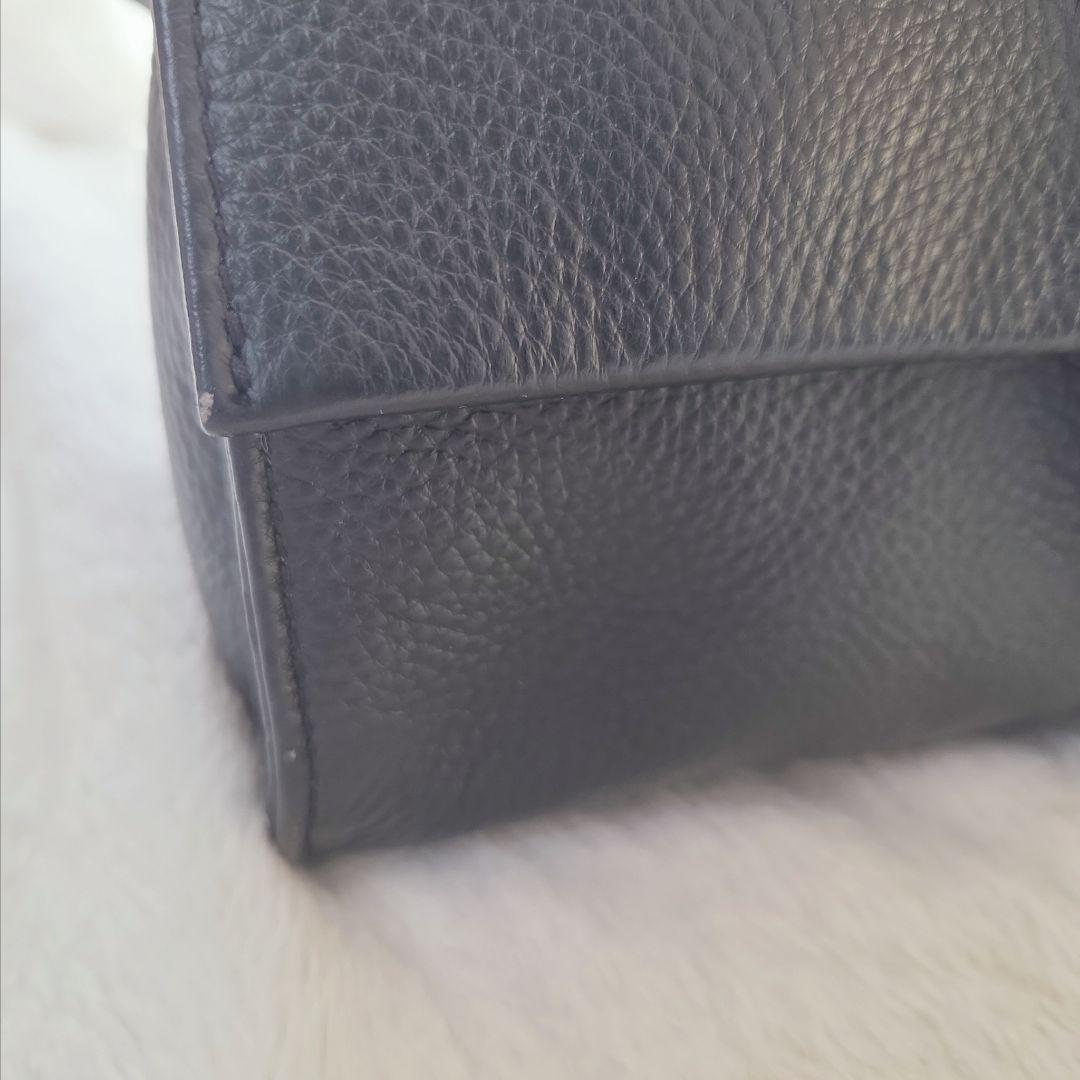 イアパピヨネ 柄ワイドテープショルダーバッグ　ダルメシアン ボディバッグ 黒