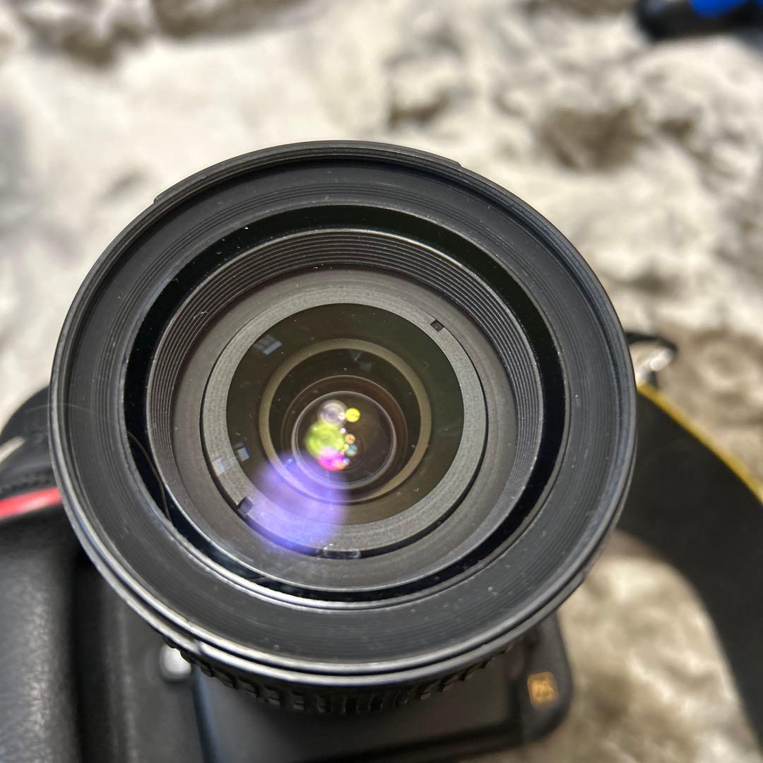 Nikon デジタル一眼レフカメラ 標準ズームレンズ付き