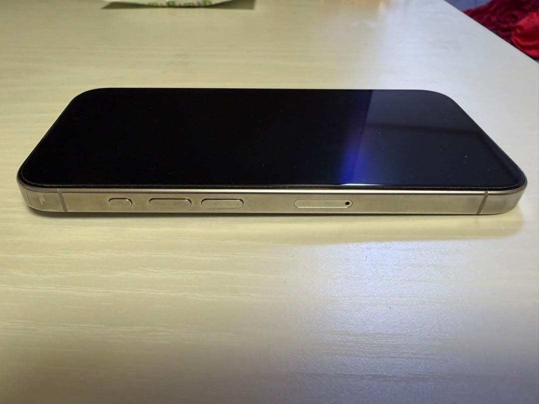 iPhone 15 Pro 128GB ナチュラルチタニウム