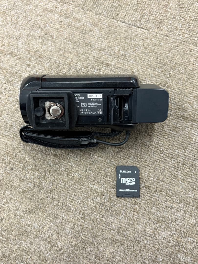 【美品】ソニー SONY HDR-CX390 バッテリー2個付 ビデオカメラ