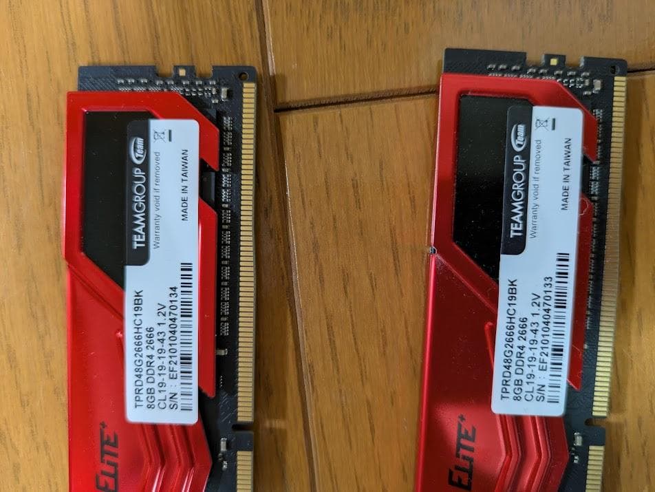 TEAMGROUP DDR4　16GB (8GBx2枚)　PC4-21300