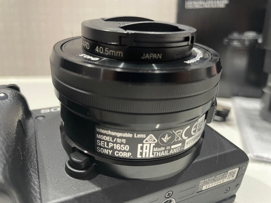 【値下げ】SONY α6400ダブルズームキット・ショルダーケースおまけ付