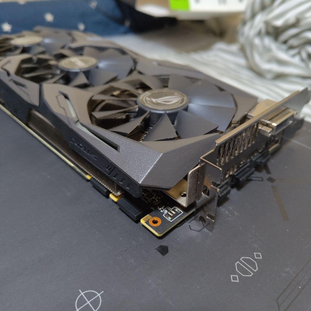 グラフィックボード・グラボ・ビデオカード ASUS ROG-STRIX-GTX1070-O8G-GAMING