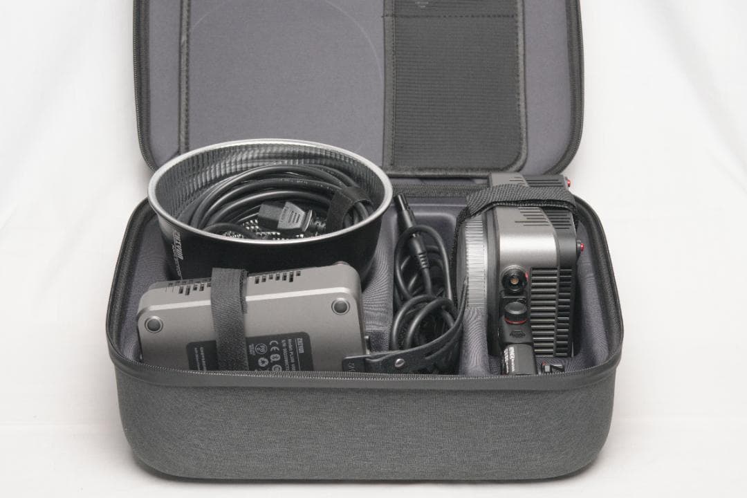 [特価]ZHIYUN MOLUS G200 収納ケース付き