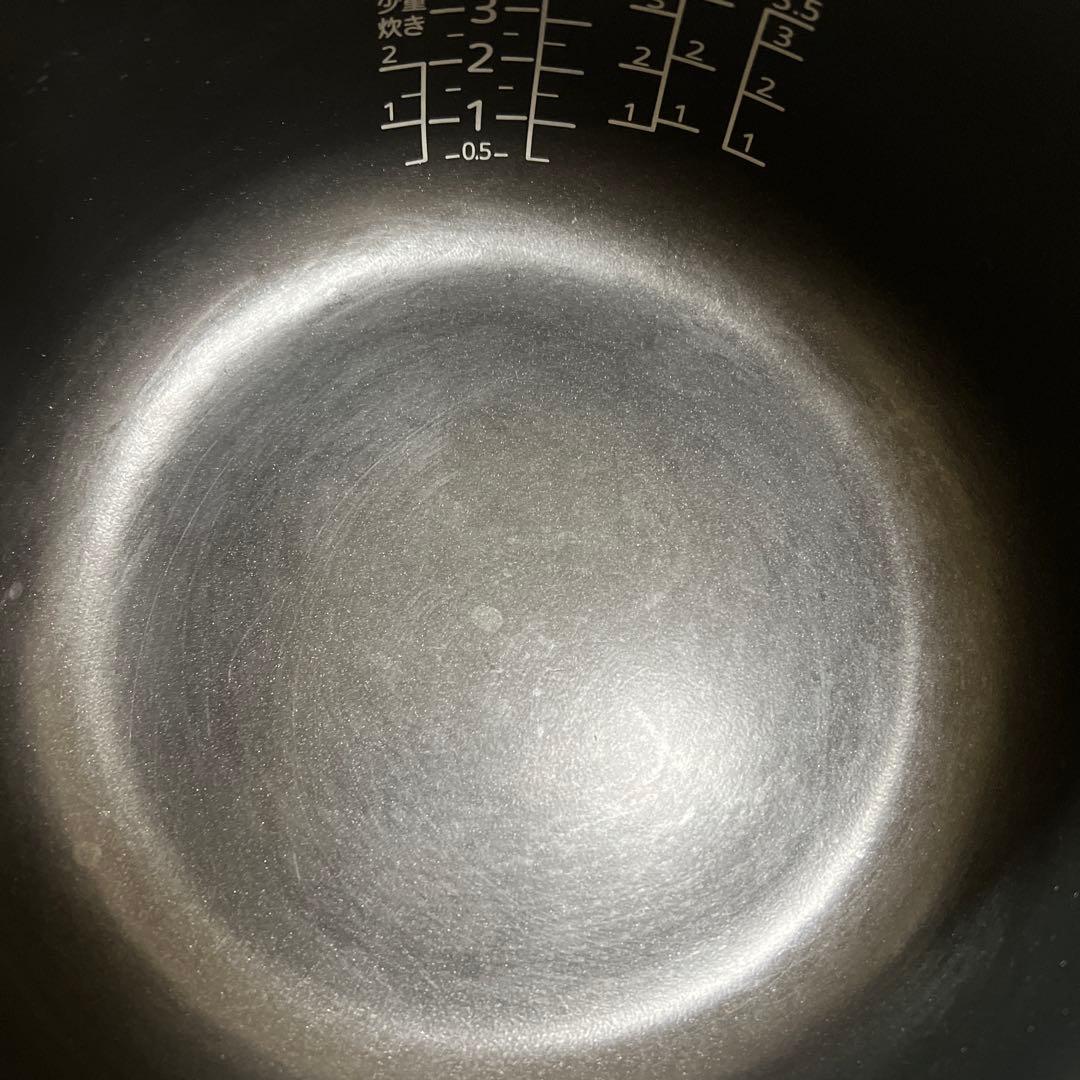 TIGER◆炊飯器 炊きたて JPV-A100 マットホワイト　5.5号炊き