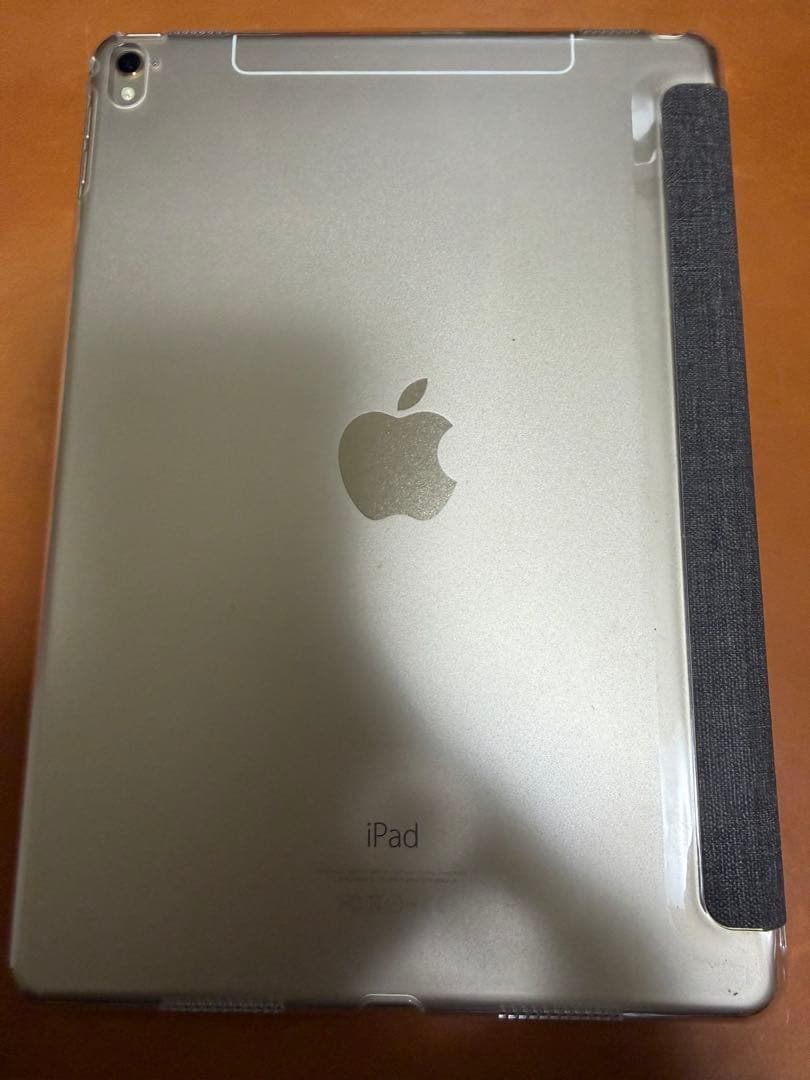 iPad Pro 9.7 128GB Wifi+Cellular SIMフリー