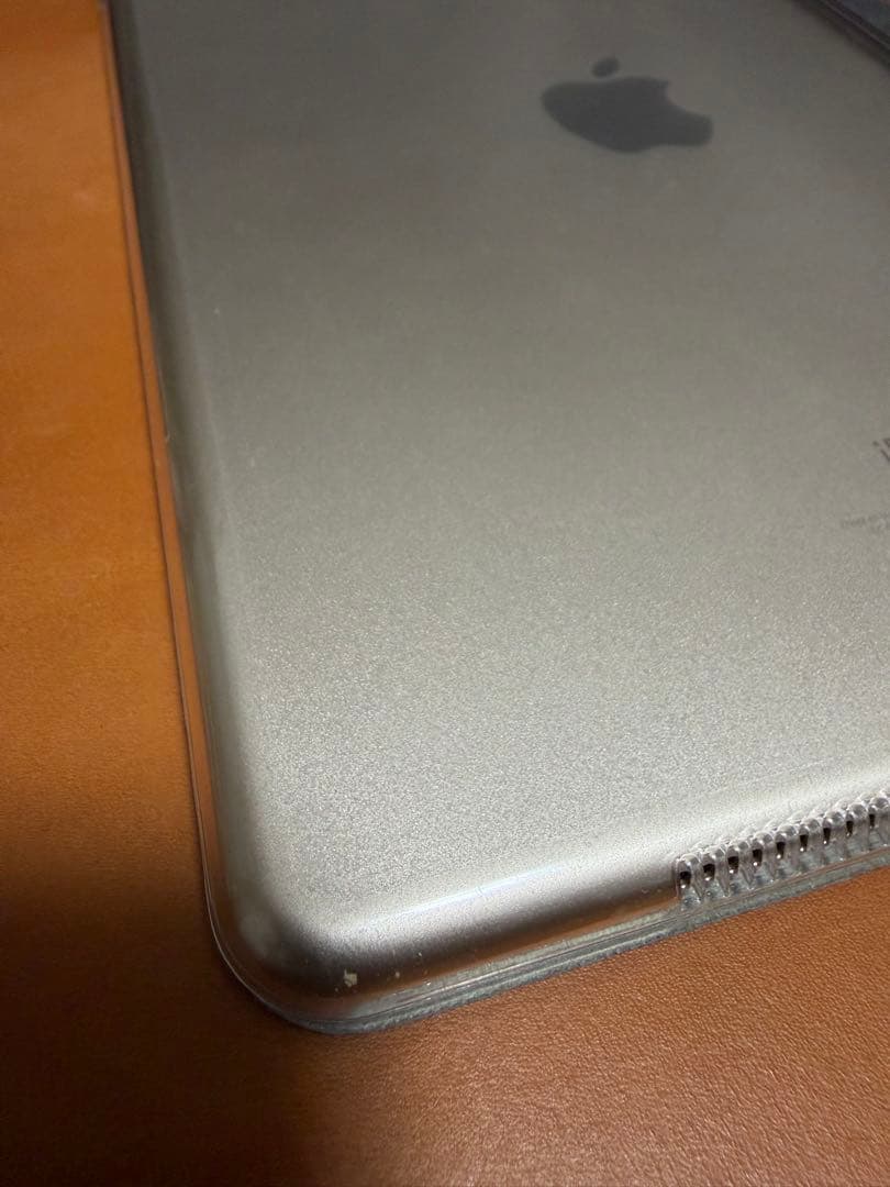 iPad Pro 9.7 128GB Wifi+Cellular SIMフリー