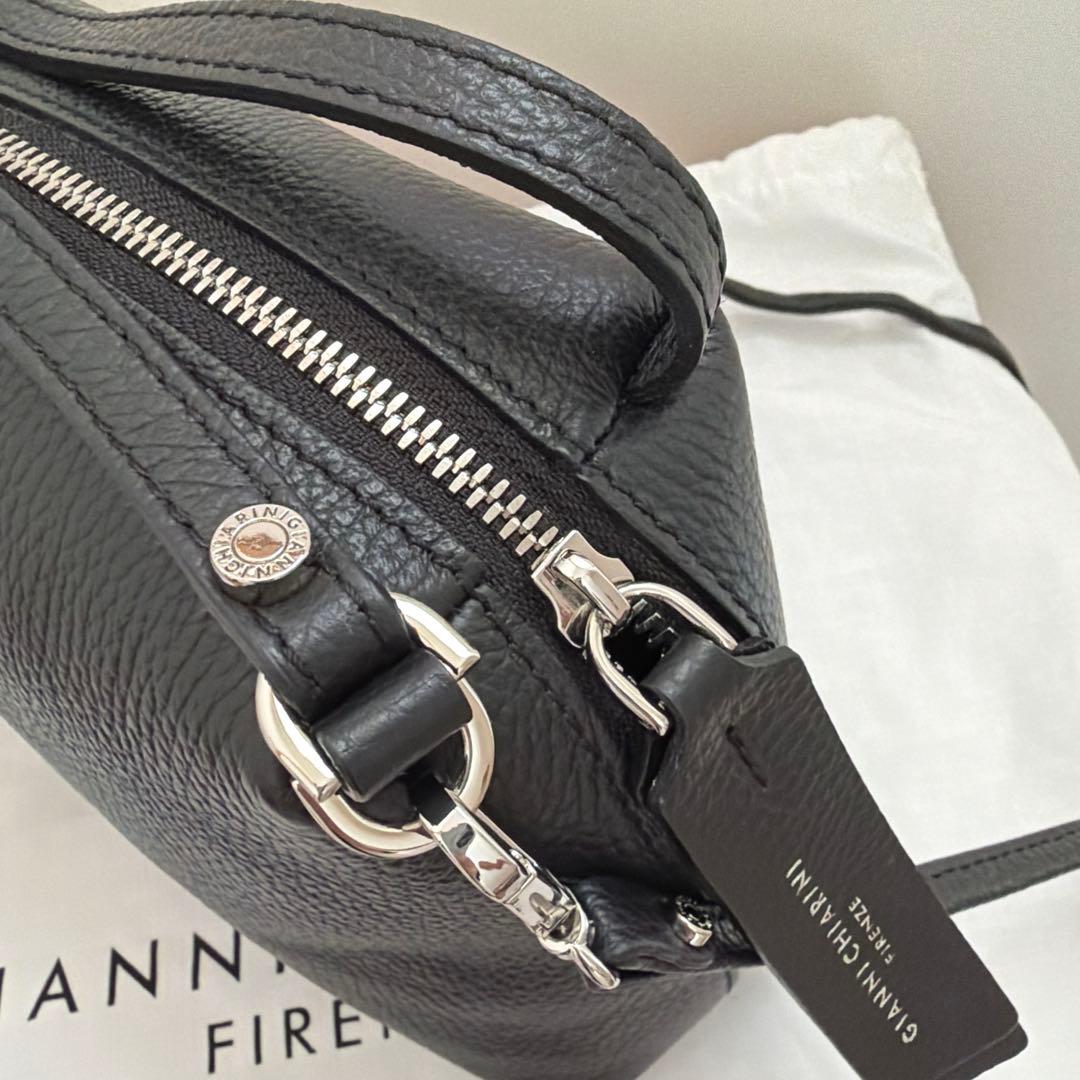 【美品】GIANNI CHIARINI アリファ M 黒 公式価格39,600円