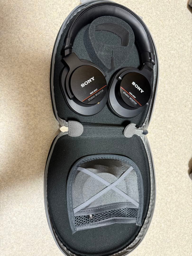 SONY ソニ－ MDR-M1ST スタジオモニター用 ハイレゾ対応 ヘッドホン