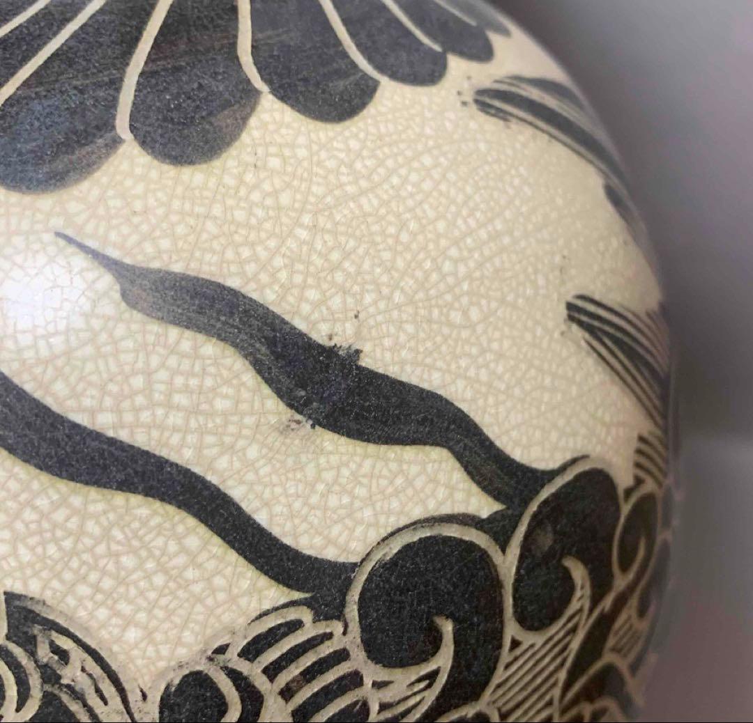 中国 磁州窯写白地黒龍梅瓶　f2250411