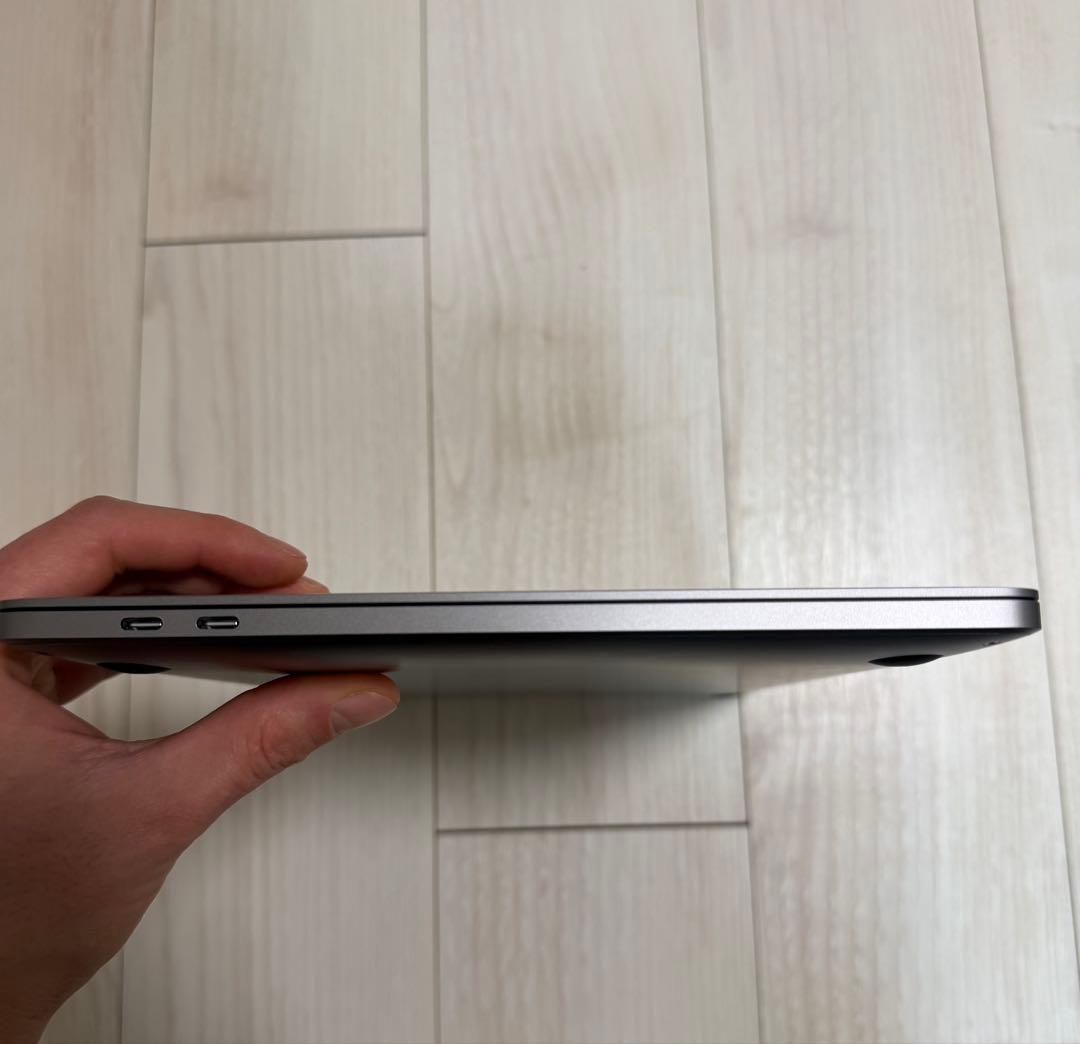 MacBook Pro 13インチ M2 2022 8gb/256