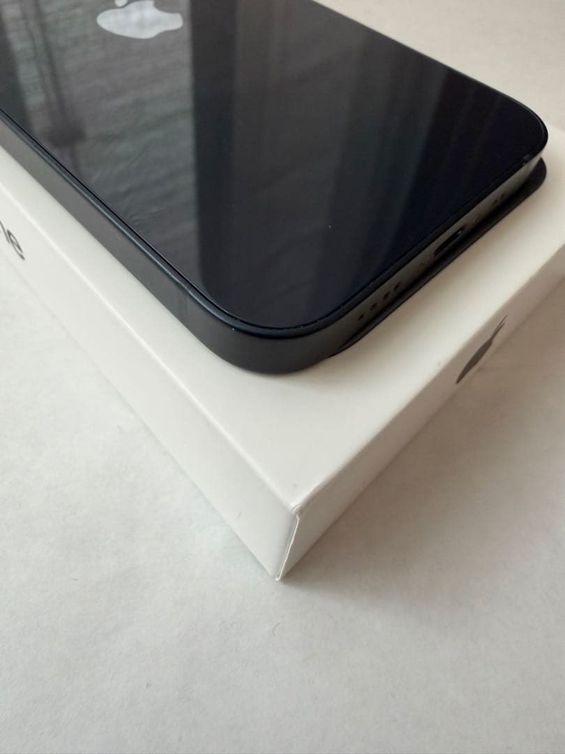 【美品】iPhone13mini 256GB ミッドナイト おまけ付き