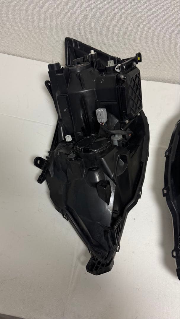 送料込 トヨタ アルファード10系 後期 純正 HID ヘッドライト 左右セット