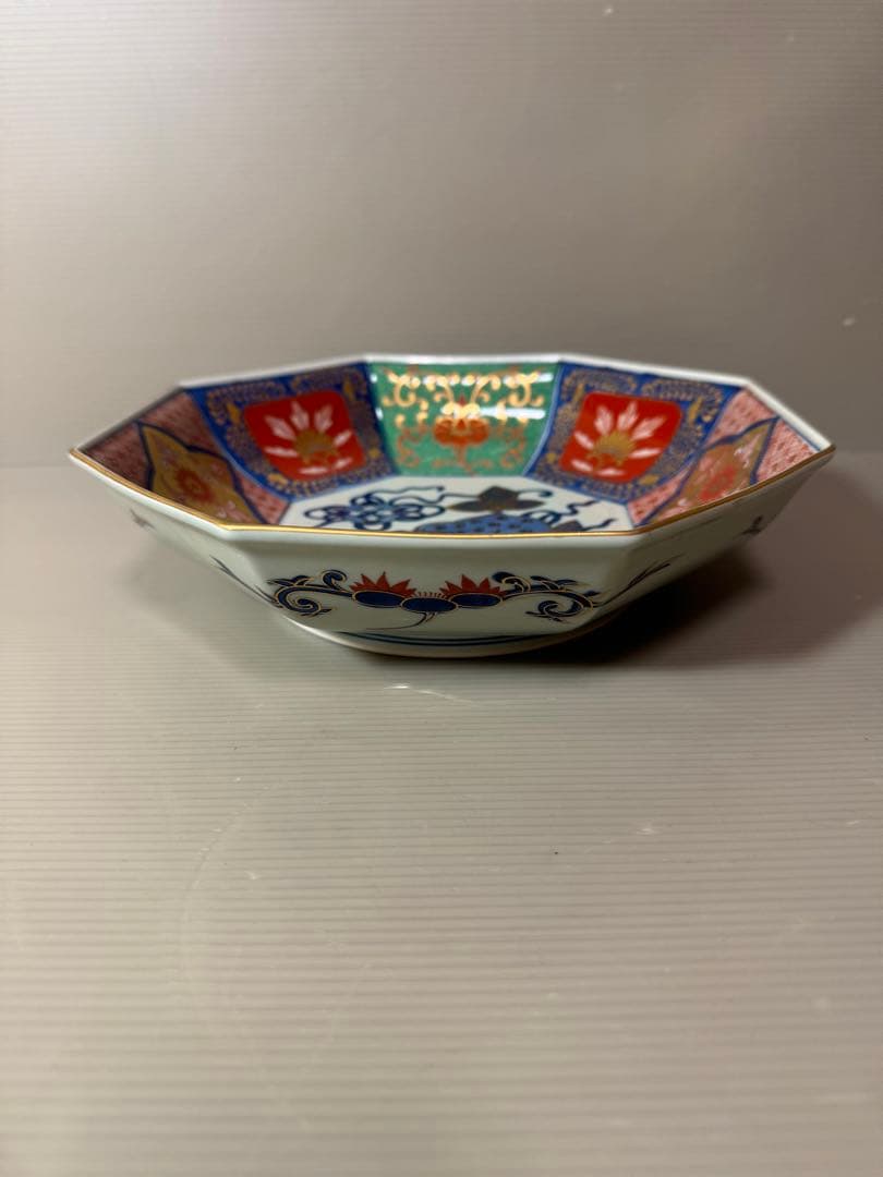 2817 林九郎作　献上手面取獅子牡丹　八角鉢　未使用