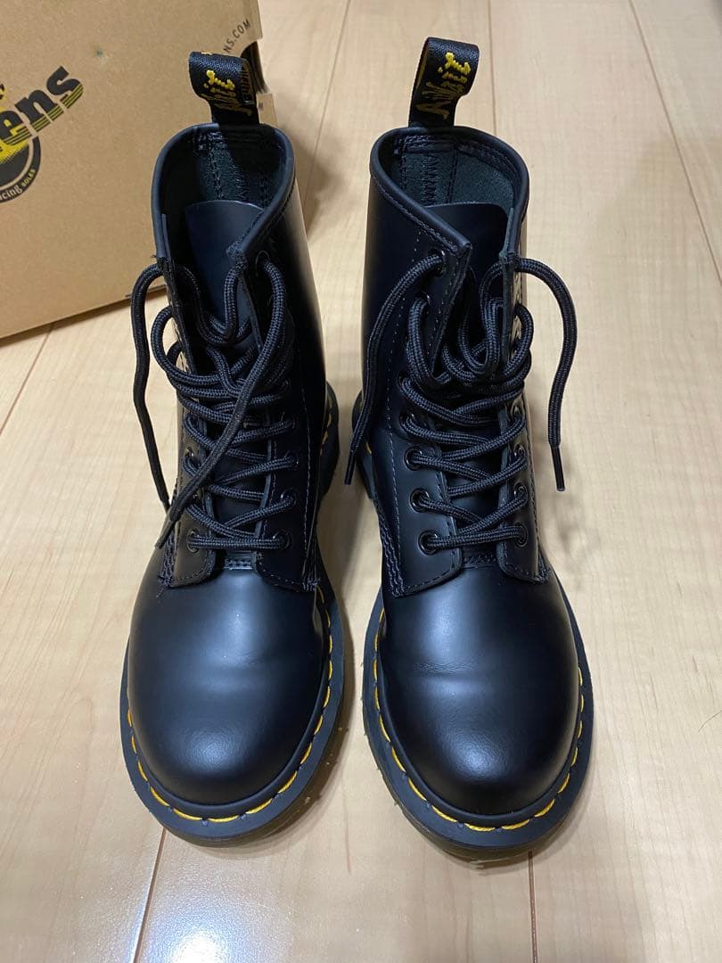 ア*ル様 【新品未使用】ドクターマーチン 1460 8ホールブーツ UK3 23