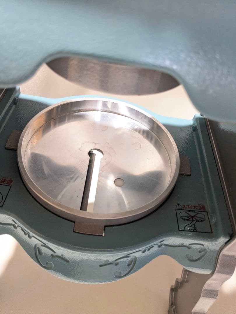 ドウシシャ かき氷屋さんのふわふわ氷かき器　アルミ合金ボディIS-AL-1500