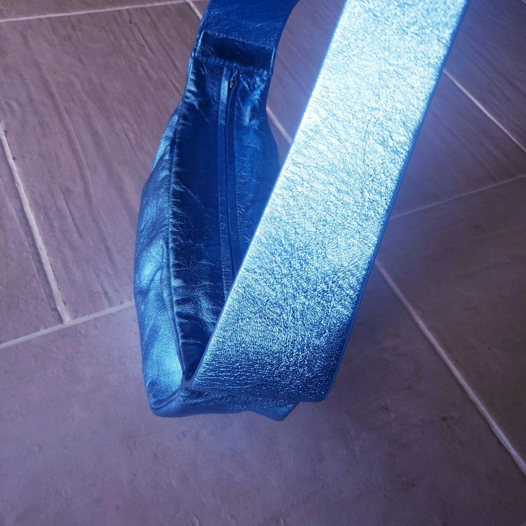 ★美品★　COS　コス　LEATHER　CROSSBODY BAG　ボディバッグ