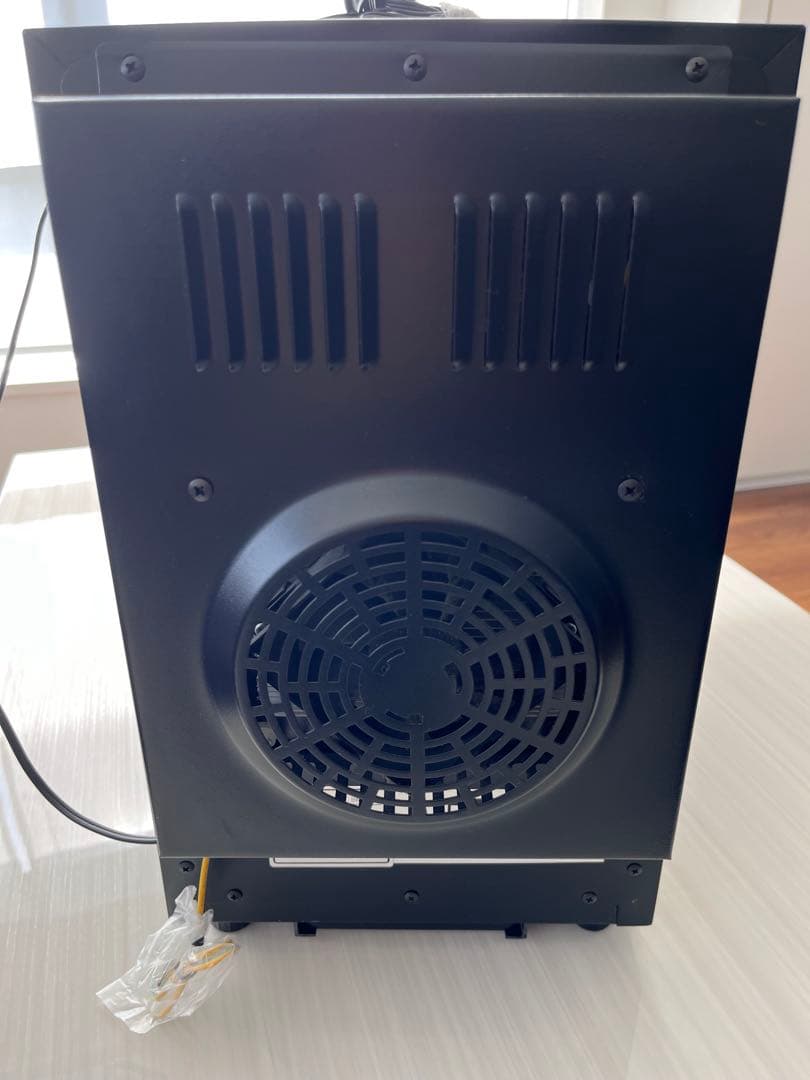 ワインセラー／8本収納／BWC-008P／ブラック／日本メーカー製ペルチェ採用