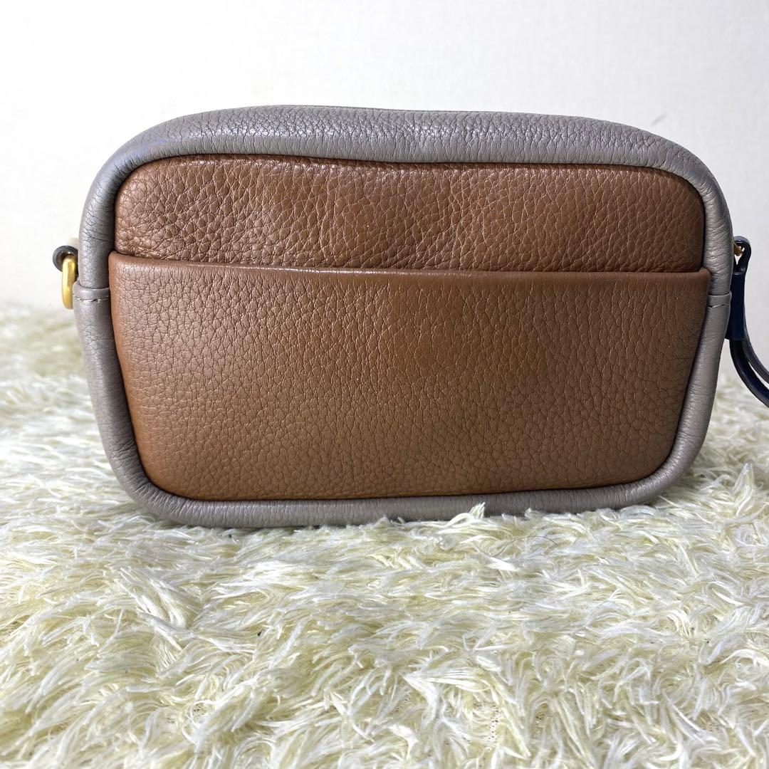 美品✨ TORY BURCH トリーバーチ カメラバッグ ショルダー ペリー
