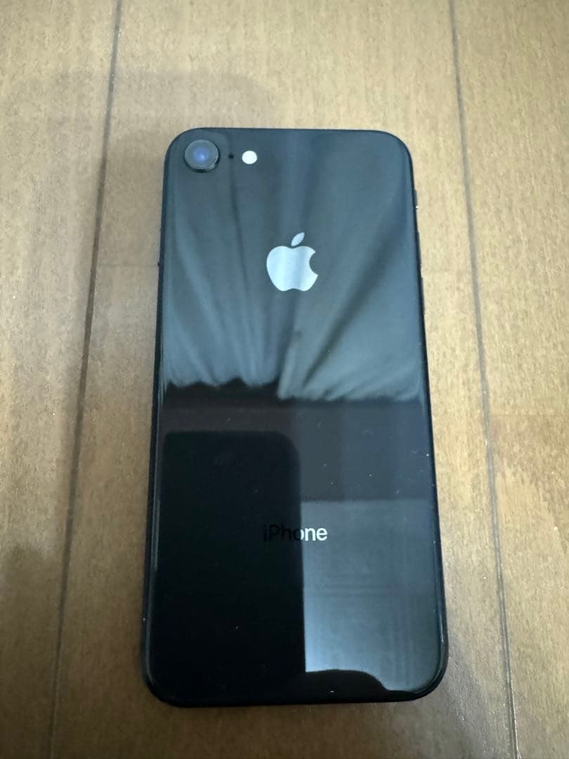 iPhone8 64GB スペースグレイ