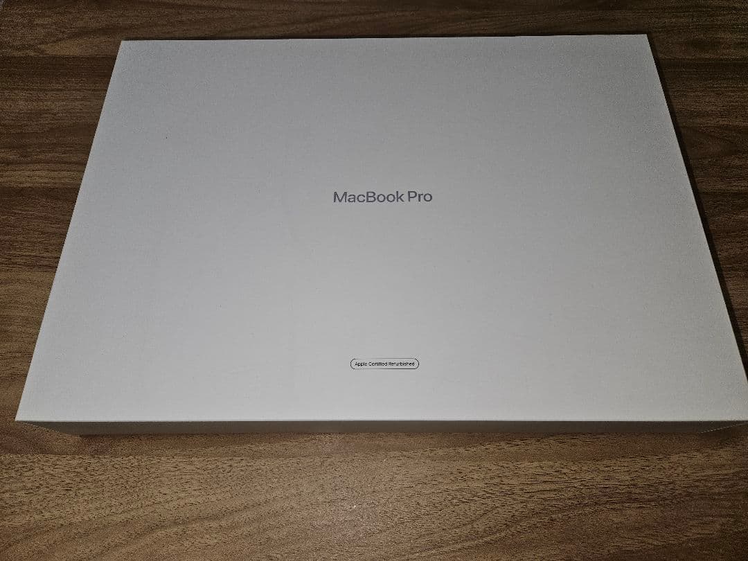 【極美品・おまけ付】MacBook Pro (16-inch, 2019)