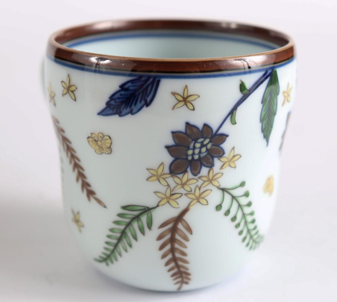 源右衛門 染錦 更沙手花蝶文 マグカップ 有田焼