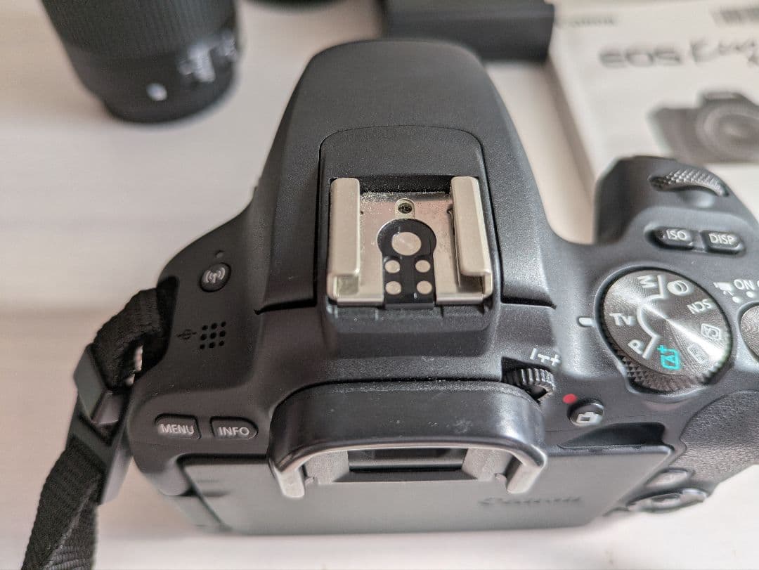 Canon EOS kiss X9　ダブルズームレンズキット