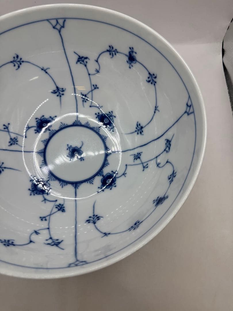 ロイヤルコペンハーゲン ブルーフルーテッド ハーフレース ボウル L