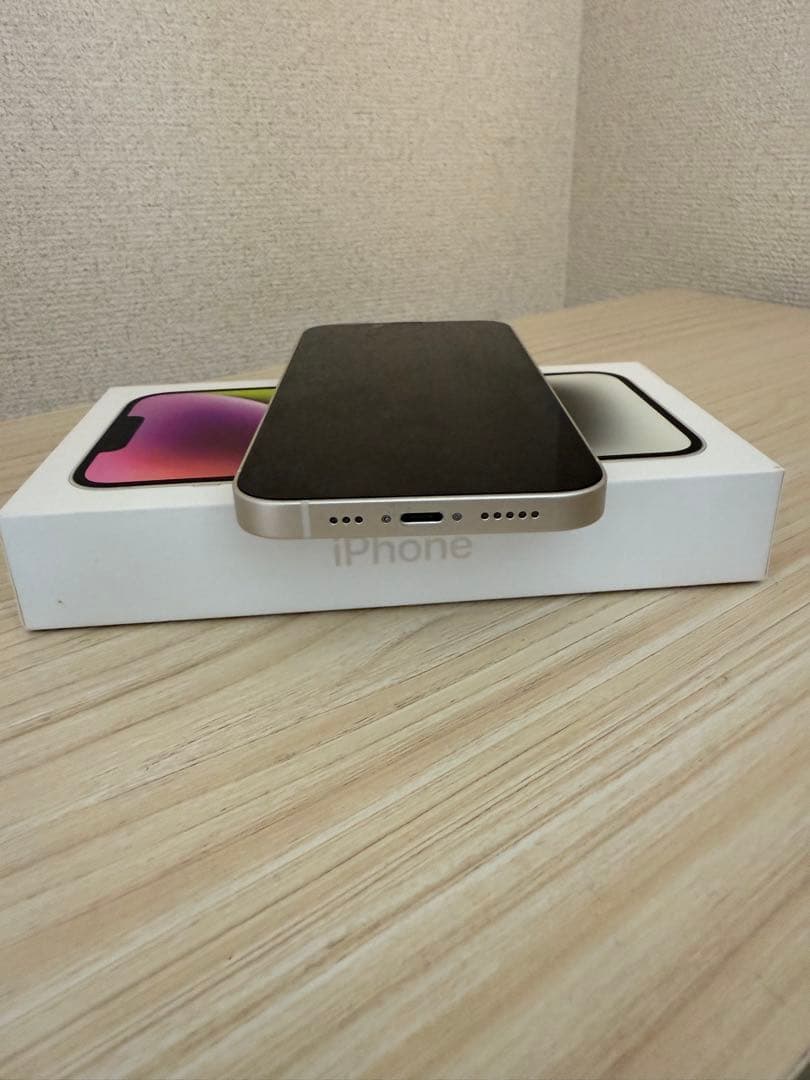 iPhone 14 本体 スターライト