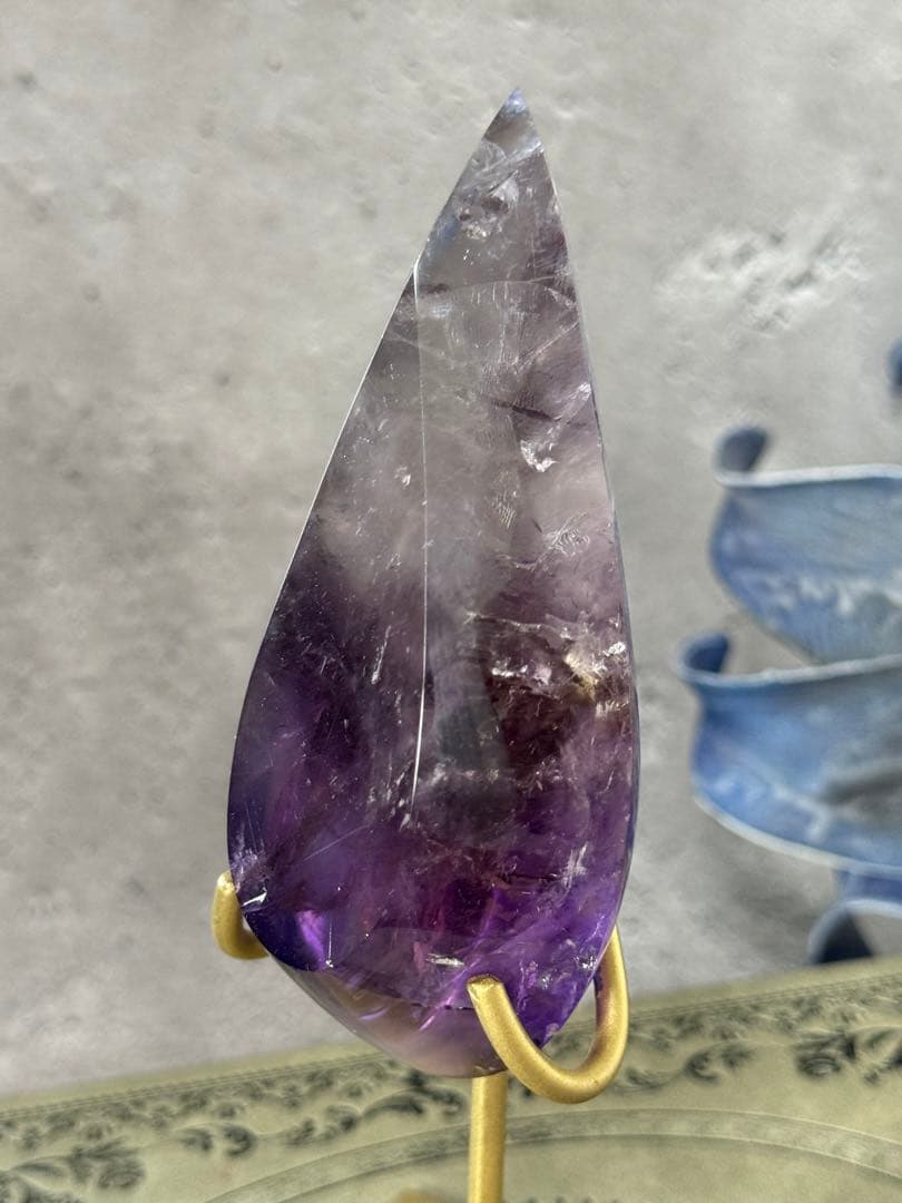 アメジストファントム　ドロップ　涙型　置物 スタンド付き
