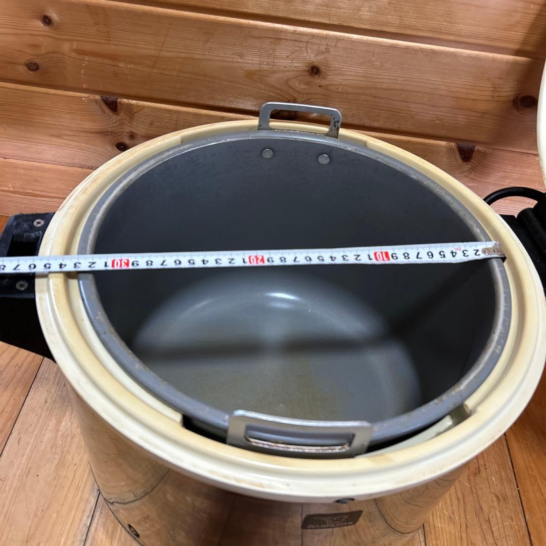 Zojirushi 象印、炊飯器、業務用￼ステンレス炊飯器