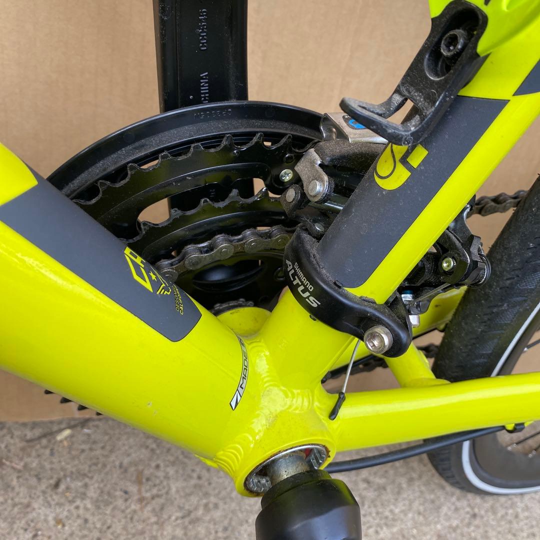 FELTベルザスピード40 クロスバイク