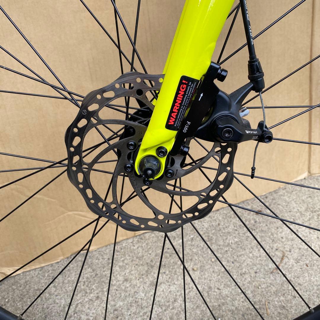 FELTベルザスピード40 クロスバイク