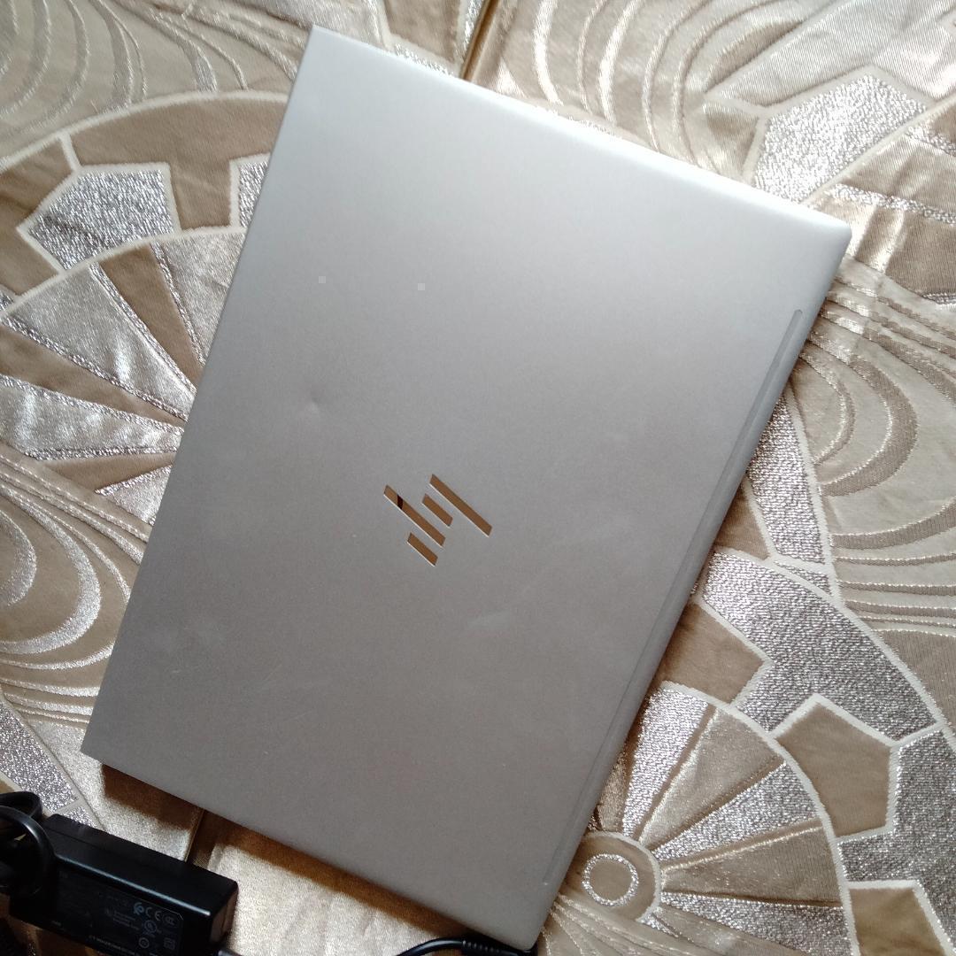 HP 13インチ 13世代i5 1335U 16G 256G 1920x1080