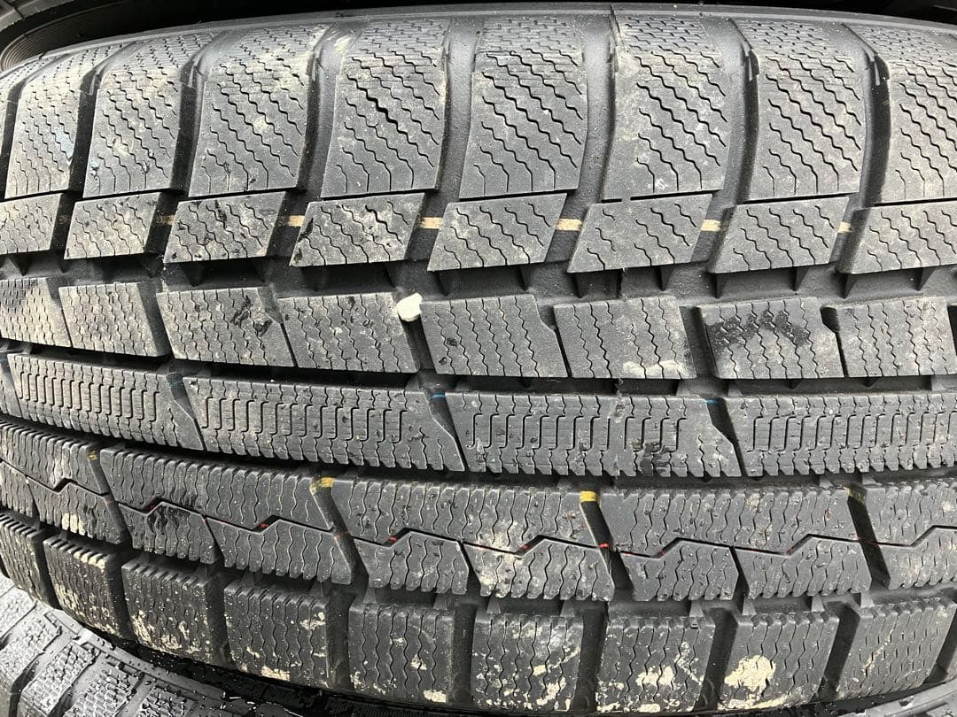 ミキさん用トーヨータイヤ225/60R17スタッドレスホイールセット17 SUV