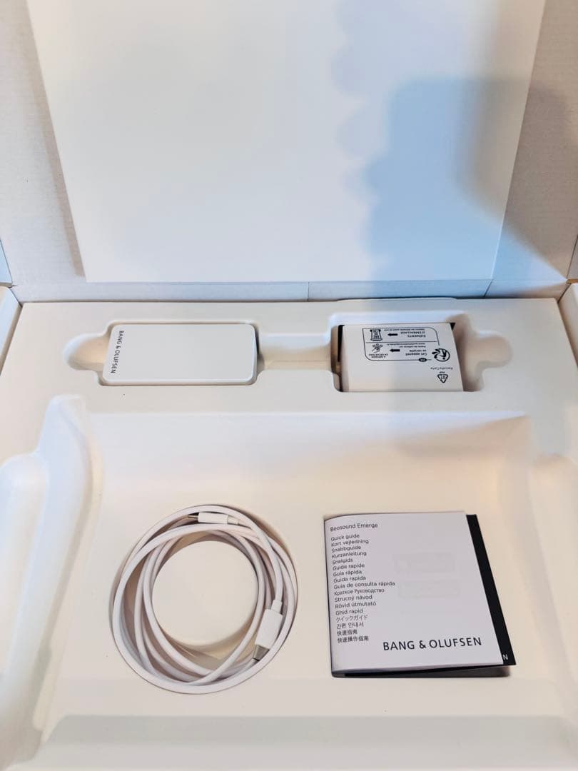 Bang&Olufsen BEOSOUND EMERGE WiFiスピーカー