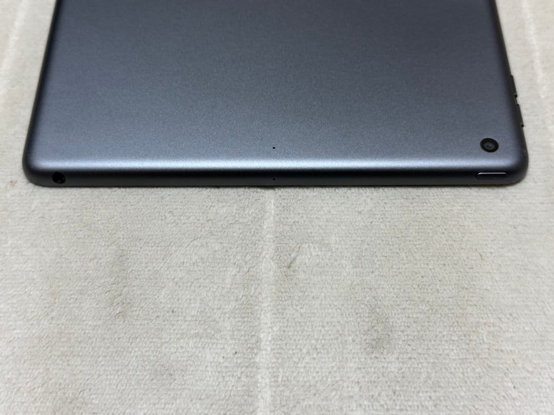 iPad 8世代 32GB Wi-Fi