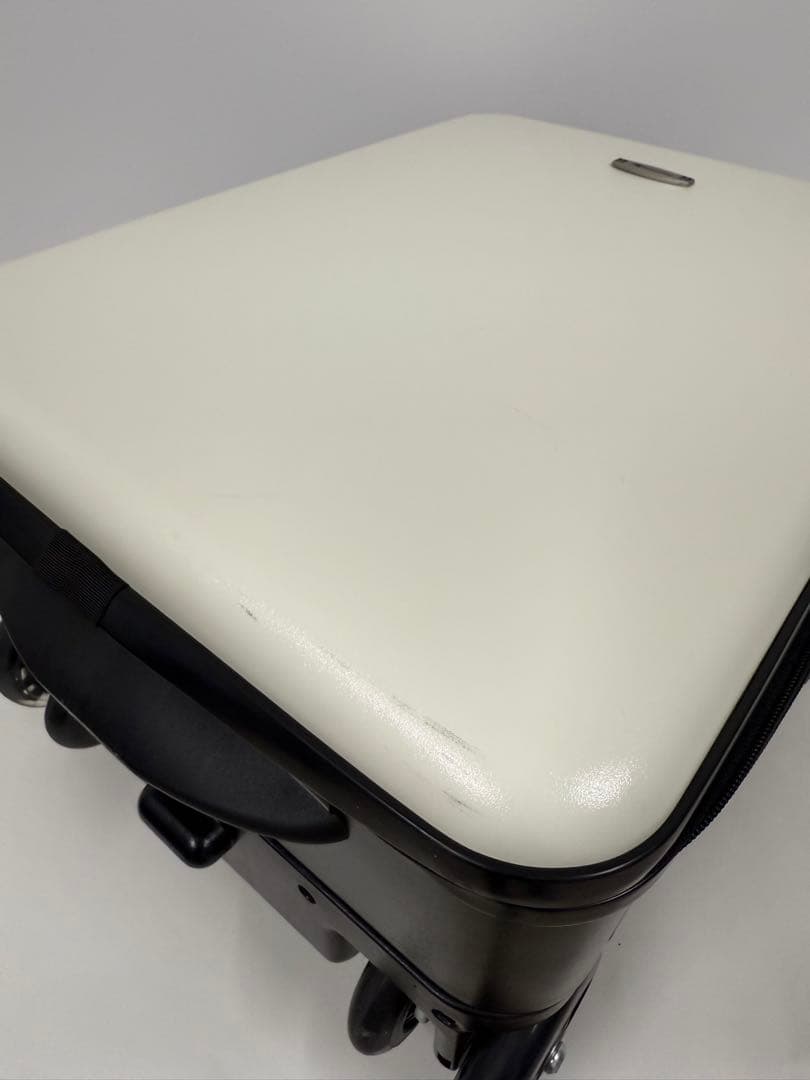 乗れるスーツケース　キッズ　キャリーケース キッズハピネストラベラ 子供