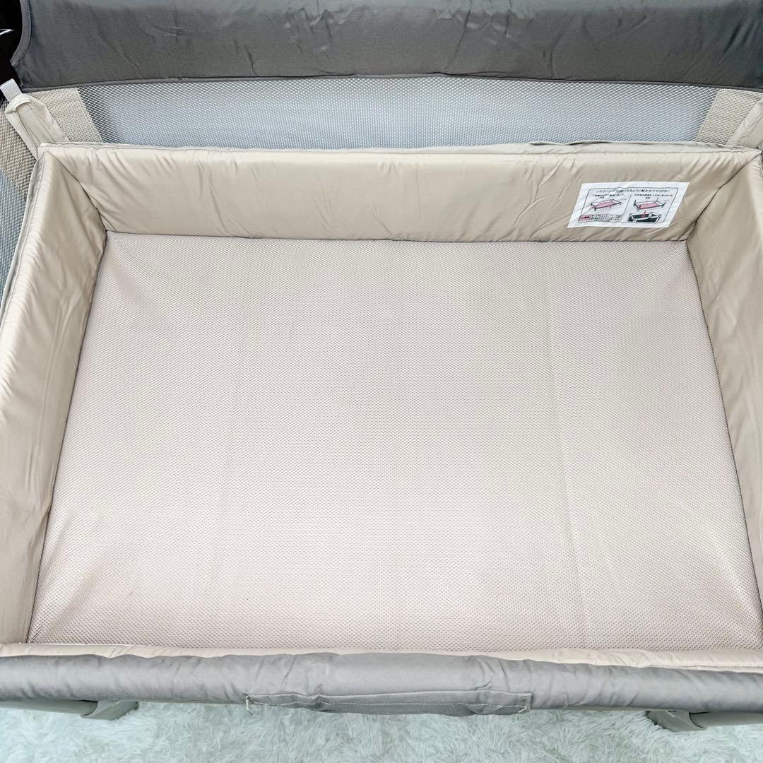美品 Aprica ココネルエアー 折り畳み ベビーベッド ココアブラウン