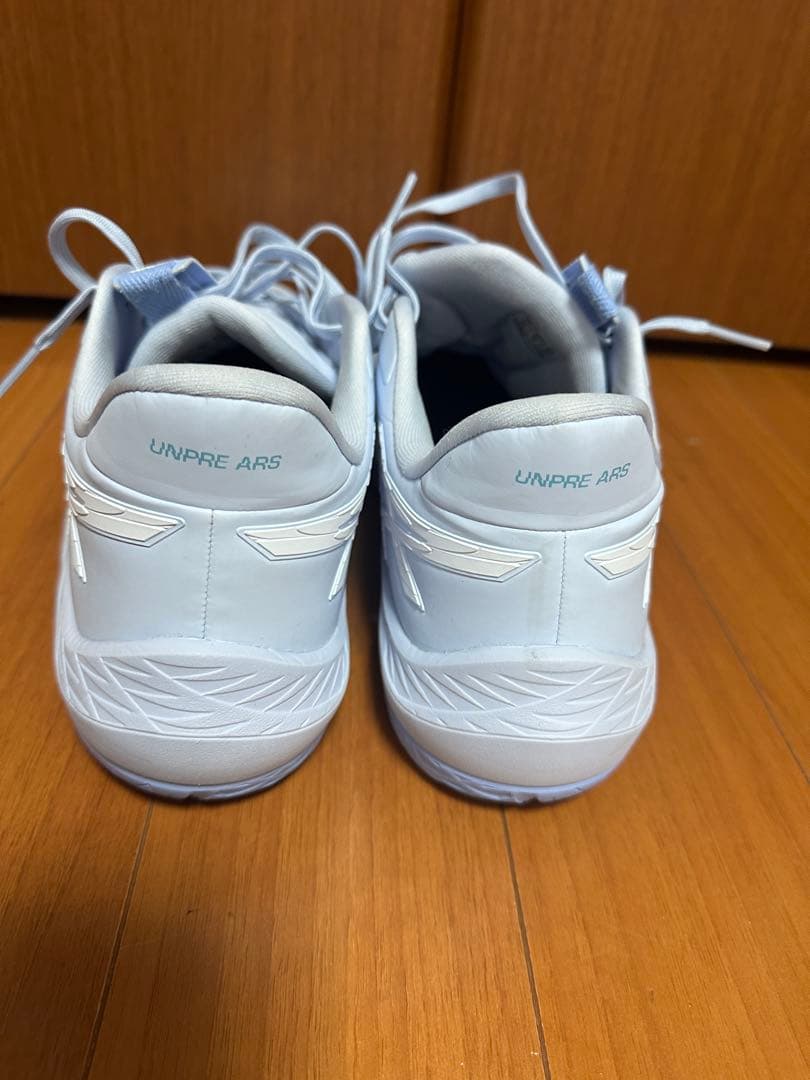 ASICS バスケットボールシューズ UNPRE ARS LOW 2