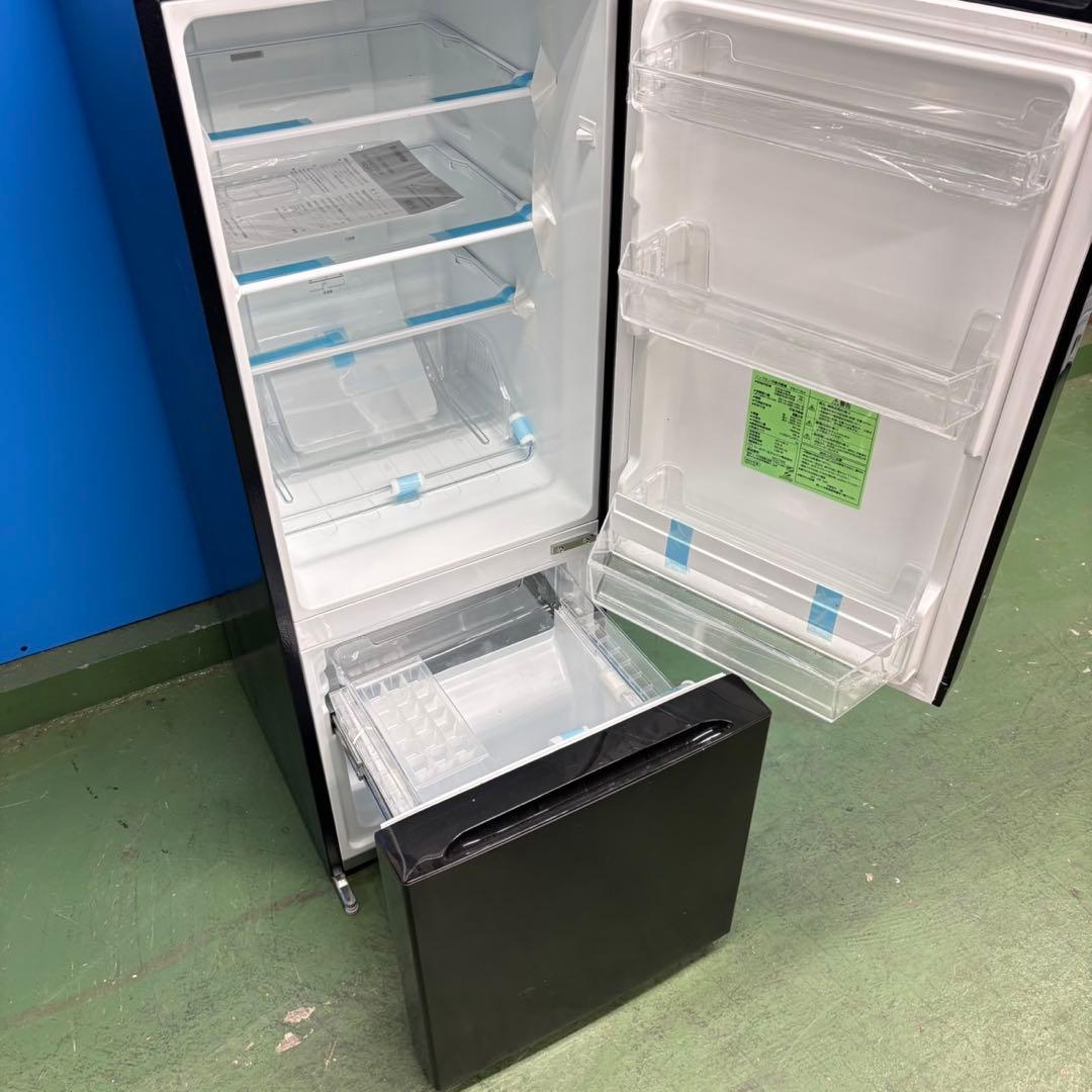 681 ヤマダセレクト　冷蔵庫　100〜200L 小型　一人暮らし 2024年製