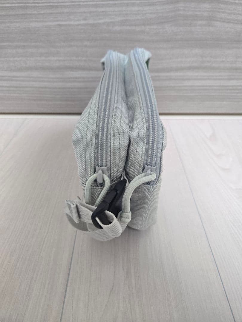 【非売品】BRIEFING CUP 2025 ダブルジッパーポーチ