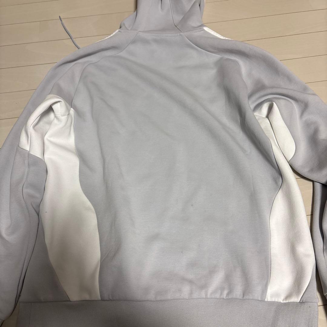 adidas Real Madrid パーカーとTシャツのセット