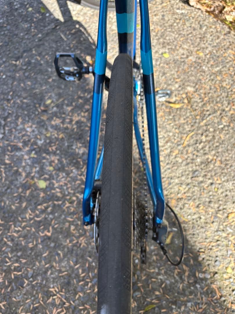 FELT VR40 22年モデル　Shimanoペダル搭載