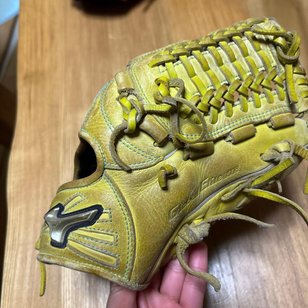 Mizuno グラブエリート イエロー