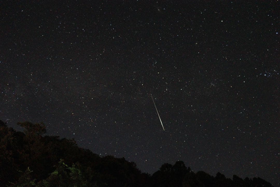 Canon EOS KISS X10 Wズームキット BK