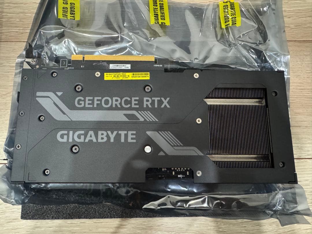 GIGABYTE　RTX4070ti